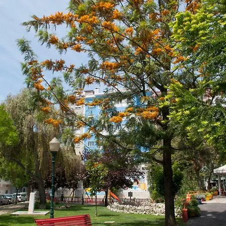 Santa Marta Апартаменты Лиссабон